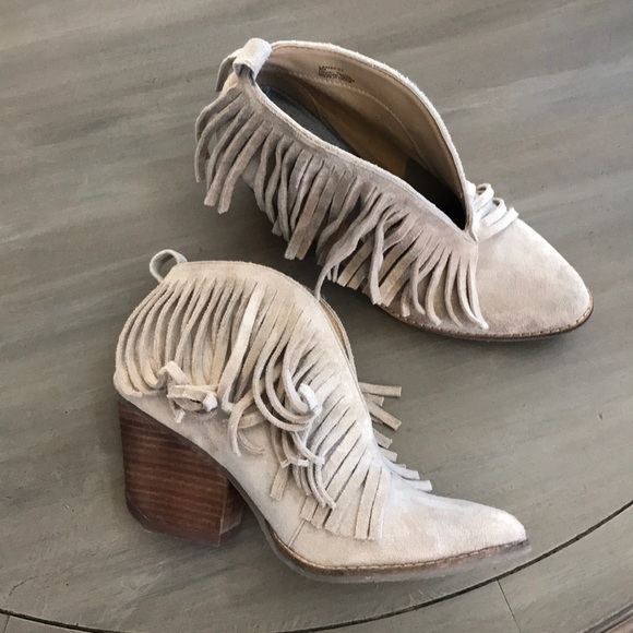 coconuts by matisse fringe boots